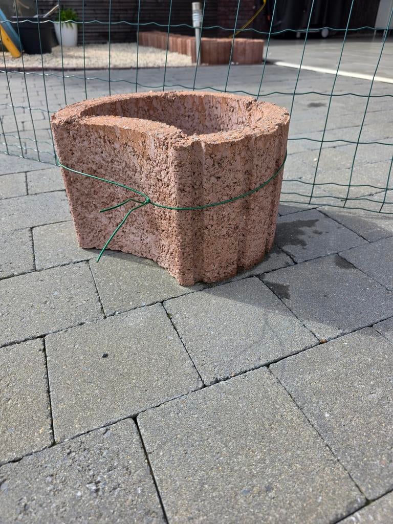 40 stuks stenen bloembakken, Tuin en Terras, Ophalen, Steen, Minder dan 30 cm, Minder dan 60 cm