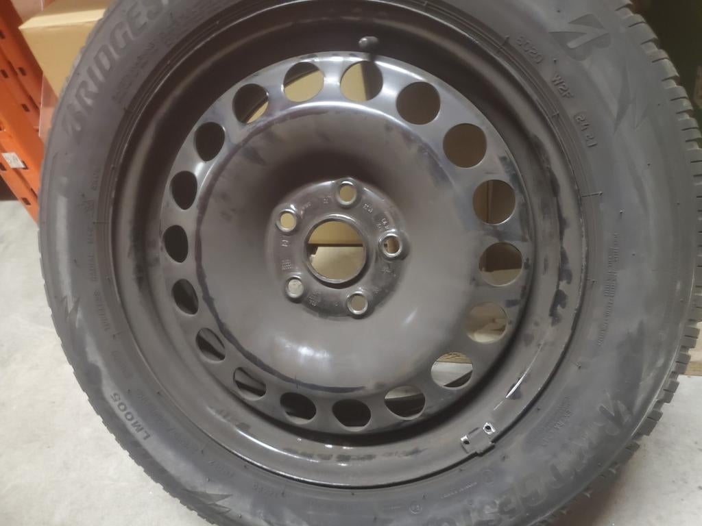 Jantes et pneus hiver, Pneus hiver, Pneu(s)