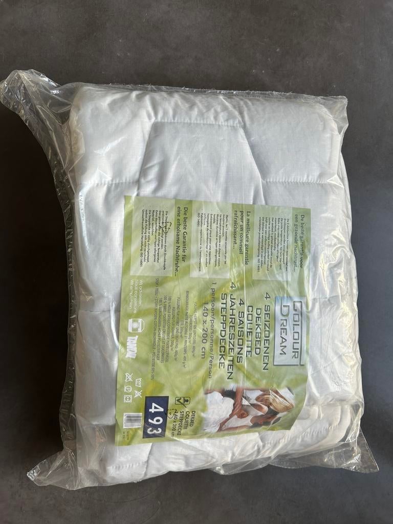 Couette 4 saisons 140x200 cm (neuve), Neuf, Housse de couette, Une personne, Enlèvement