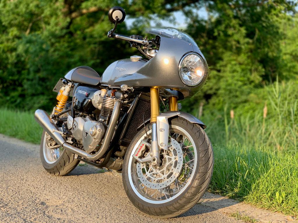 Triumph Thruxton 1200 R, Motos, Motos | Triumph, Particulier, Autre, plus de 35 kW, 2 cylindres, Permis Moto A, ABS, Poignées chauffantes