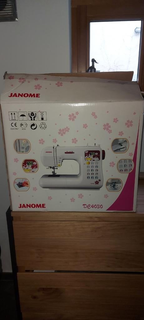Janome naaimachine speciale editie., Hobby en Vrije tijd, Naaimachines en Toebehoren, Nieuw, Naaimachine, Janome, Ophalen