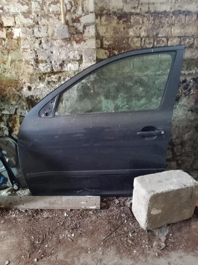 Vitre avant gauche Skoda Octavia 1.9TDI 2010, Enlèvement, Utilisé, Skoda