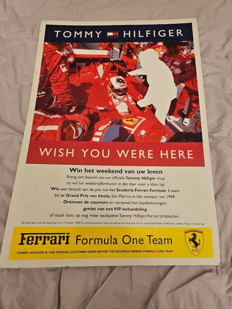 Ferrari karton display tommy hilfiger, Ophalen