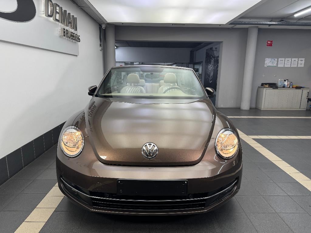 Volkswagen New Beetle brun métallisé Cab 1.2 TSI, Autos, 1197 cm³, Achat, Entreprise, Cabriolet