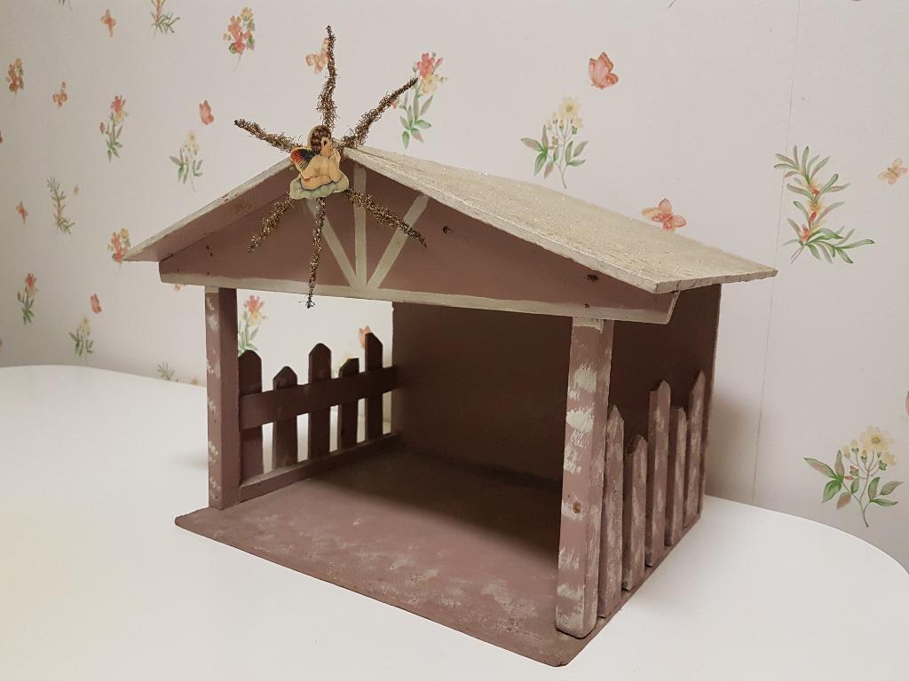 Mooie kerststal in hout. In goede staat., Ophalen, Gebruikt