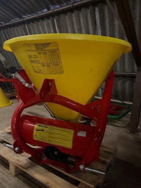 Cosmo PL180 strooier, Ophalen, Akkerbouw, Zaaien, Planten of Poten