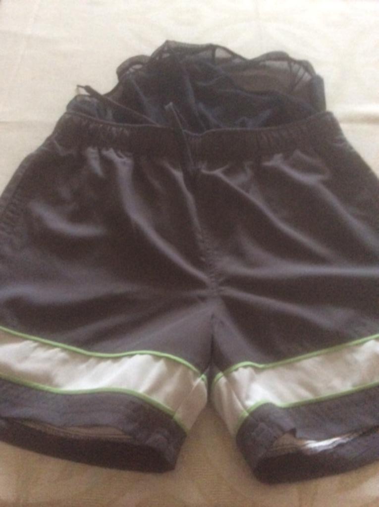 SHORT/MAILLOT DE BAIN taille M, Enlèvement ou Envoi, Comme neuf, Champion