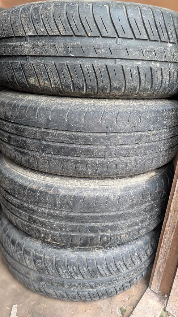 Roues 15'' avec pneus hiver, Autos : Pièces & Accessoires, Pneus & Jantes, 15 pouces, Pneus hiver, Véhicule de tourisme, Pneu(s)