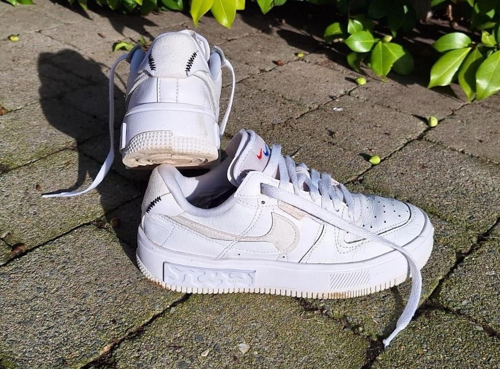 Nike air force baskets cuir taille 36.5/uk 3.5, Kleding | Dames, Schoenen, Gedragen, Sneakers, Wit, Ophalen of Verzenden