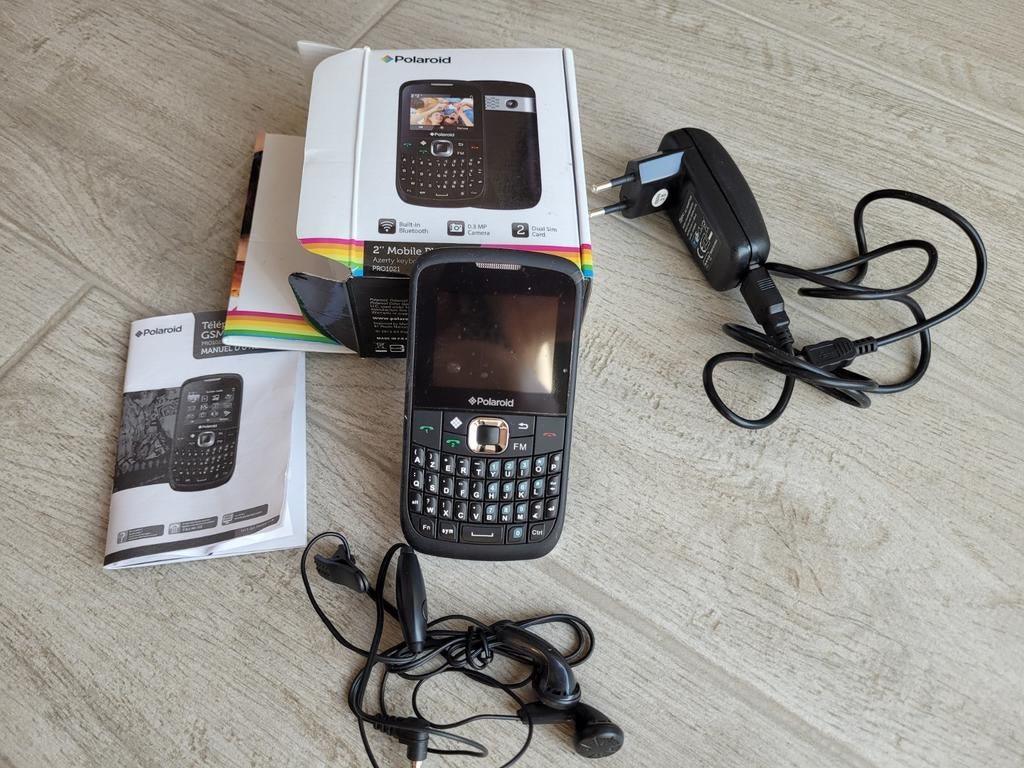 NIEUWE GSM Polaroid, Ophalen of Verzenden, Nieuw