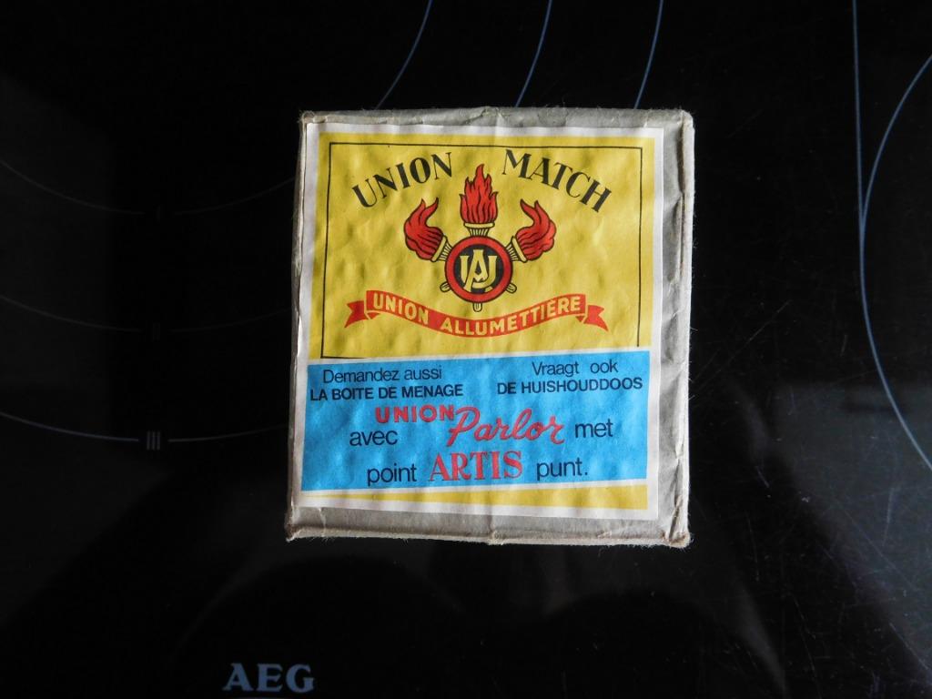 Lot de différentes  boîtes d'allumettes, Enlèvement ou Envoi, Comme neuf, Boîtes ou marques d'allumettes