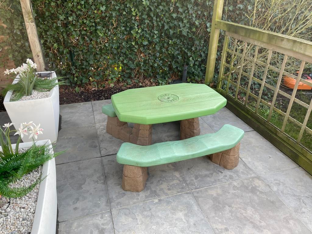 Kindertafetje tot ongeveer 8 jaar, Jardin & Terrasse, Tables de pique-nique, Enlèvement, Utilisé, Table de pique-nique pour enfants