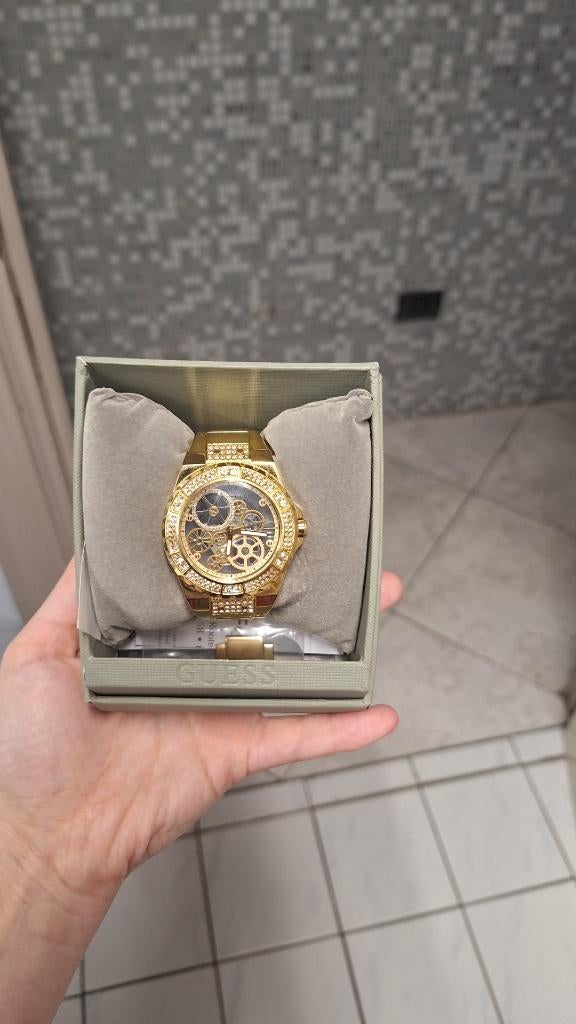 GUESS Skeleton Dial Crystal Watch, Staal, Staal, Guess, Polshorloge