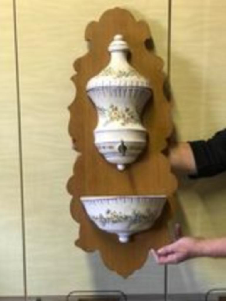 Fontaine décorative avec robinet, Enlèvement, Comme neuf