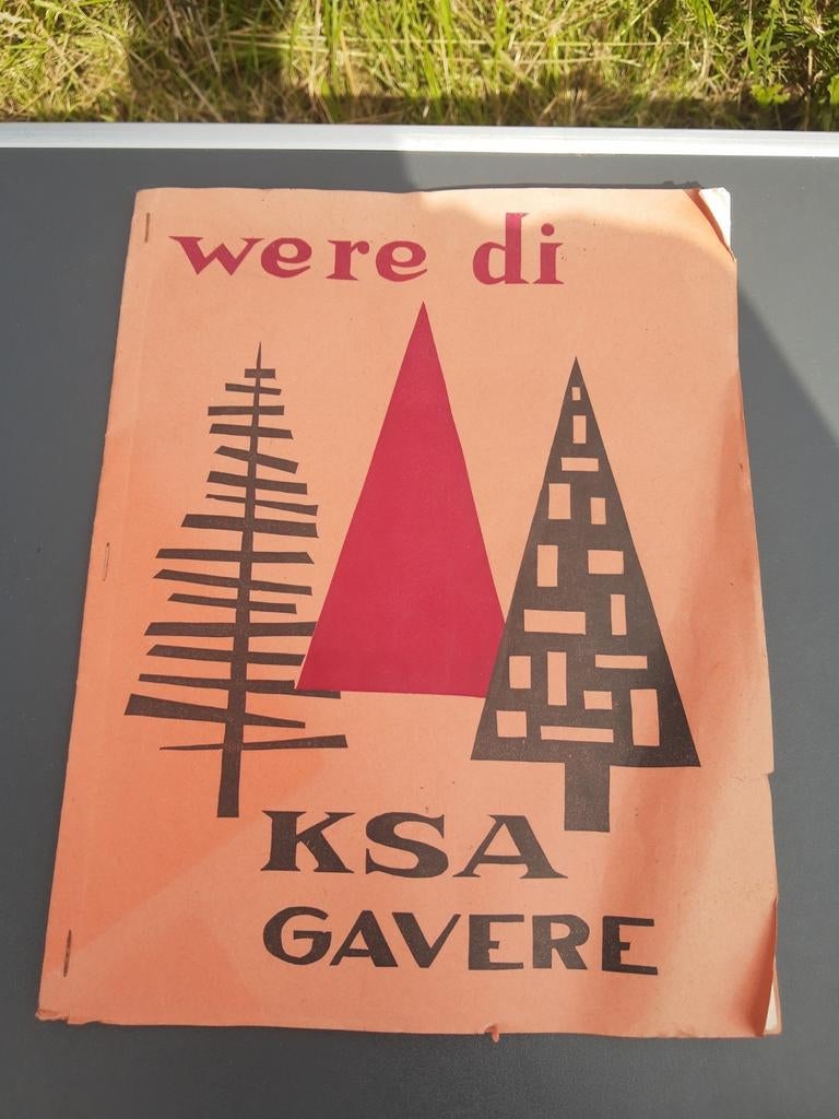 Viering KSA Gavere - 4 de nummer, Ophalen of Verzenden, Zo goed als nieuw
