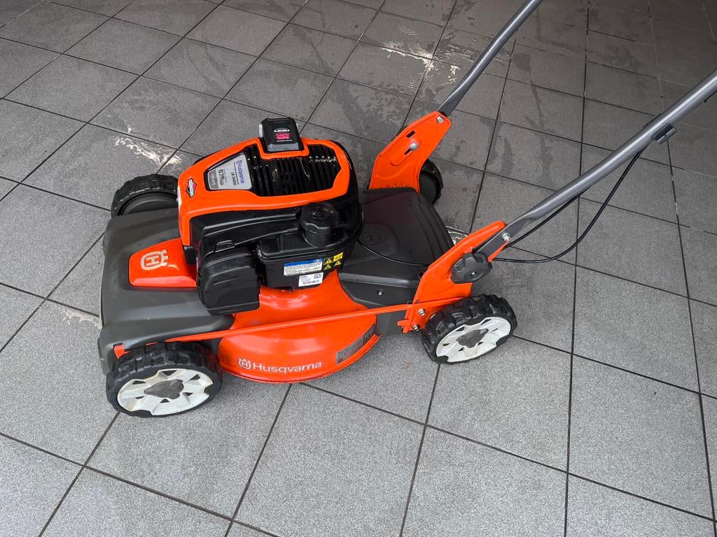 Tondeuse husqvarna, Enlèvement, Comme neuf