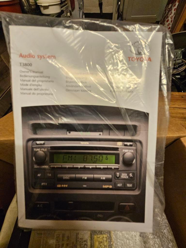 Gloednieuwe autoradio toyota, Autos : Divers, Autoradios, Enlèvement