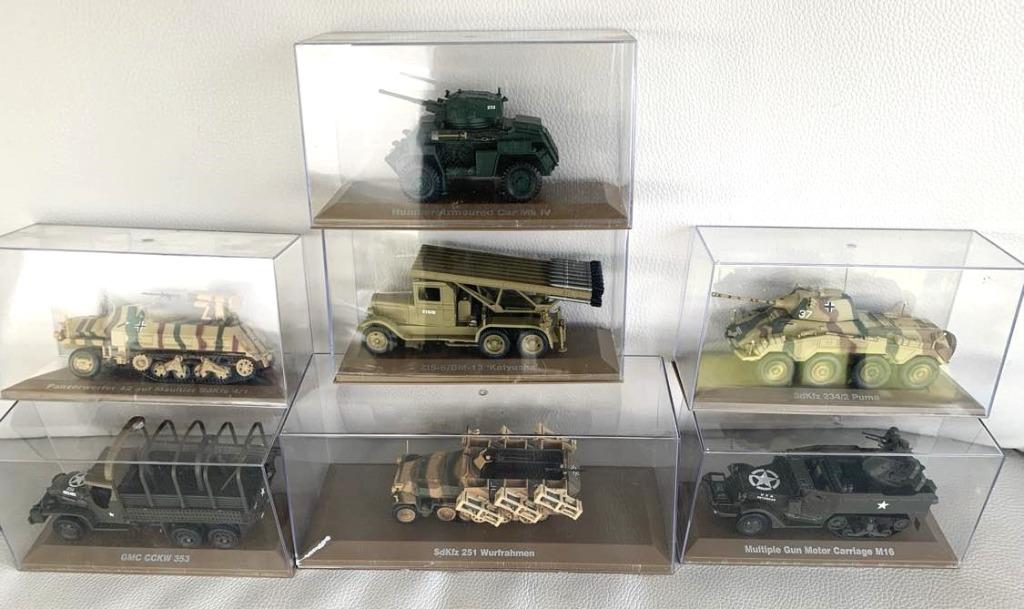 Leger model voertuigen lot in plexi dozen, Hobby en Vrije tijd, Modelbouw | Auto's en Voertuigen, Ophalen, Nieuw