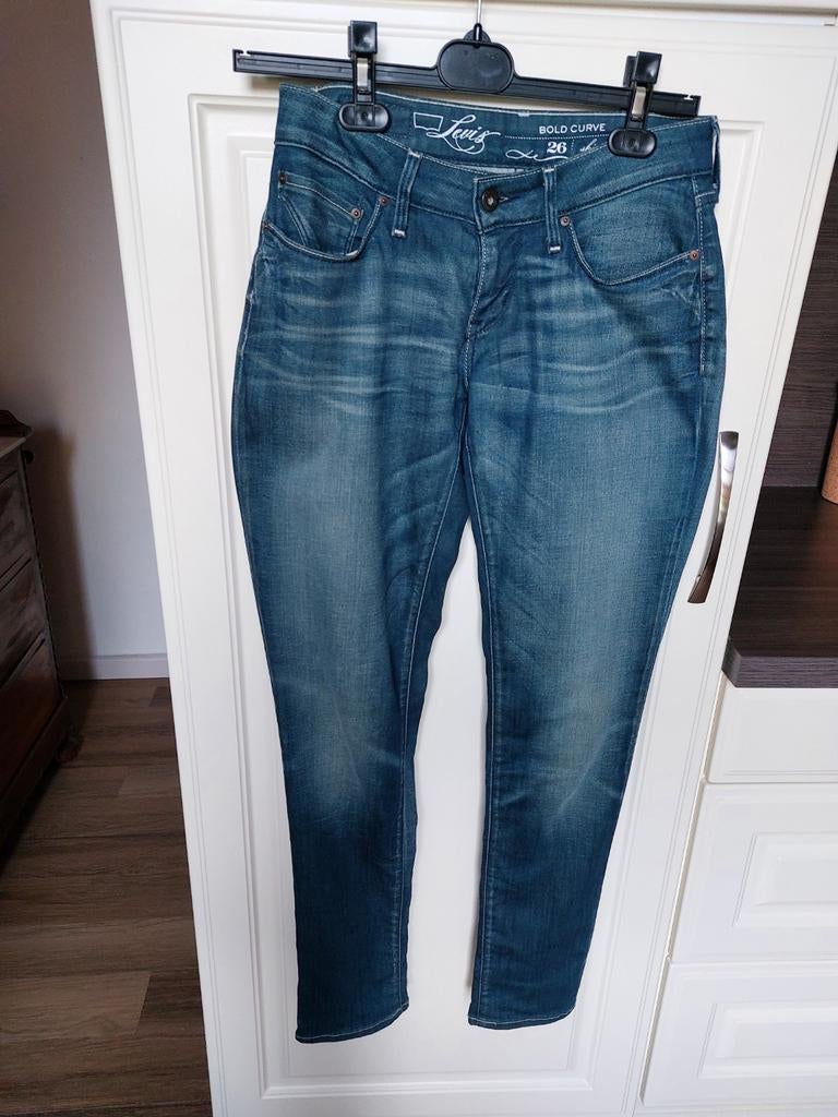 Levi's-jeans 26/32, Blauw, Ophalen of Verzenden, W27 (confectie 34) of kleiner, Gedragen
