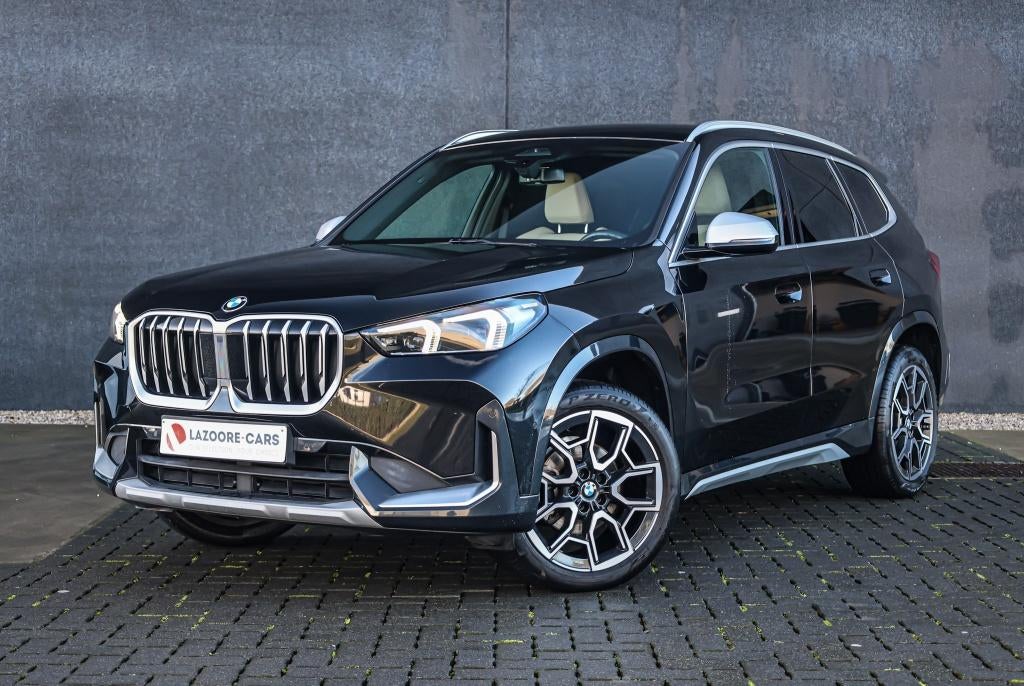X1 1.5iA sDrive18-Carplay-Antidiefstal, 1995 cc, Euro 6, Zwart, Leder