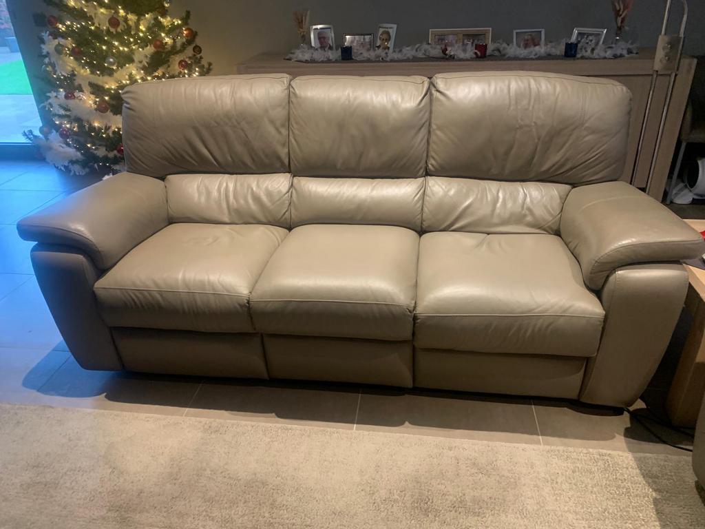 Zetel Chateau d’ax, Ophalen, Zo goed als nieuw