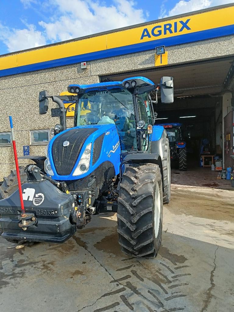 New Holland T5.110 Autocommand, Articles professionnels, Agriculture | Tracteurs, jusqu'à 2500, New Holland, 80 à 120 ch, Utilisé