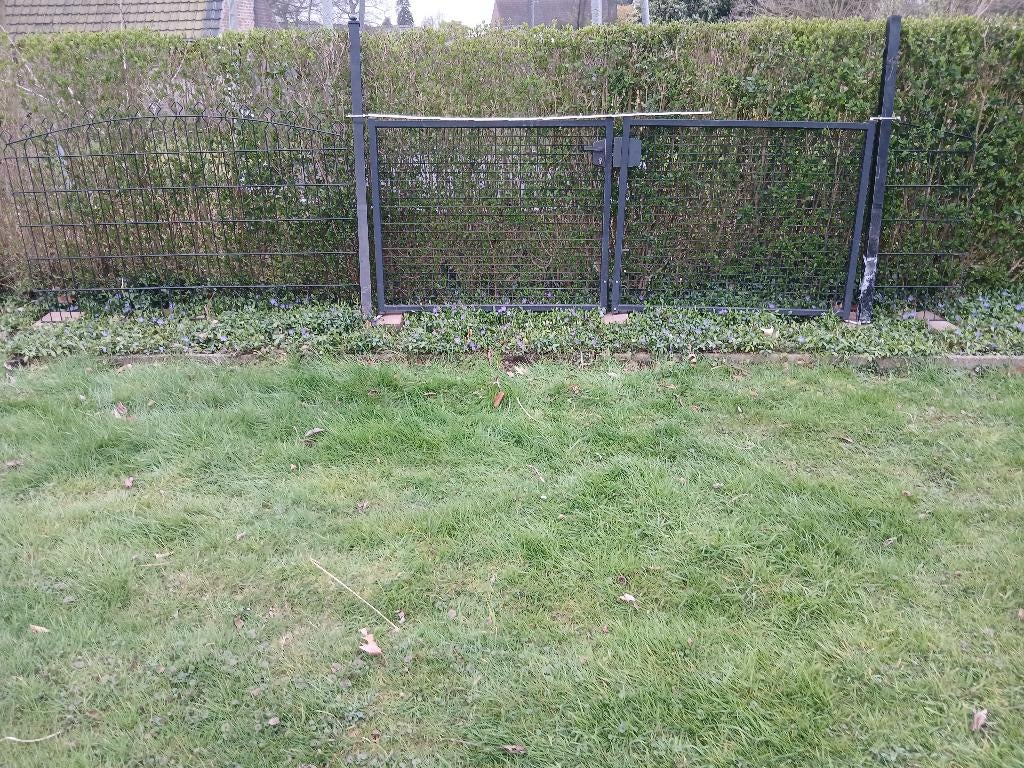 Dubbel hek van 2,9m breed in zwart metaal met toebehoren, Ophalen, Met poort, Gebruikt, Gaashekwerk