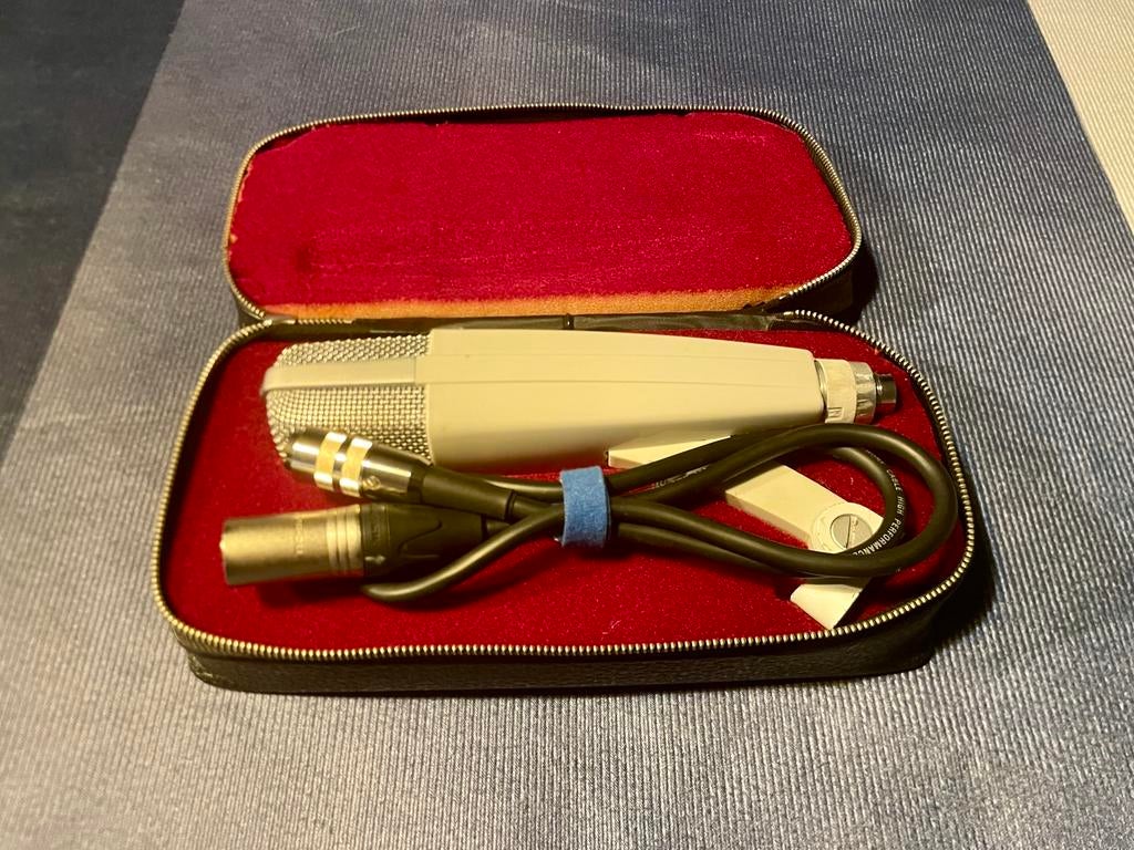 Sennheiser MD421, Musique & Instruments, Microphones, Enlèvement ou Envoi, Comme neuf