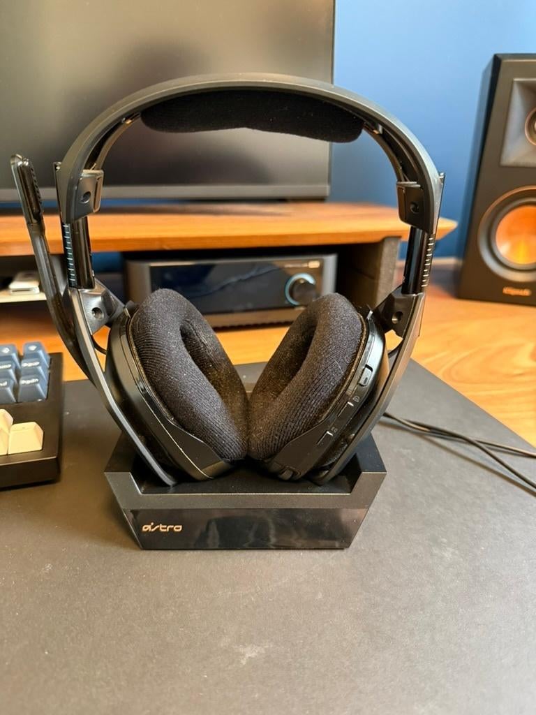 Astro A50 Wireless Gaming Headset + Base Station (Gen 4), Computers en Software, Headsets, Ophalen of Verzenden, Zo goed als nieuw