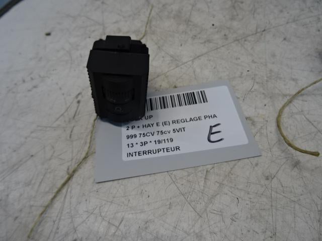 SCHAKELAAR Volkswagen Up! (121) (1S0941333), Auto-onderdelen, Dashboard en Schakelaars, Volkswagen, Gebruikt