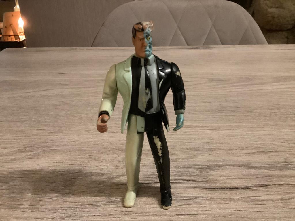 Batman 2 Faces character (1993) (12 cm), Ophalen of Verzenden, Gebruikt, Film, Actiefiguur of Pop