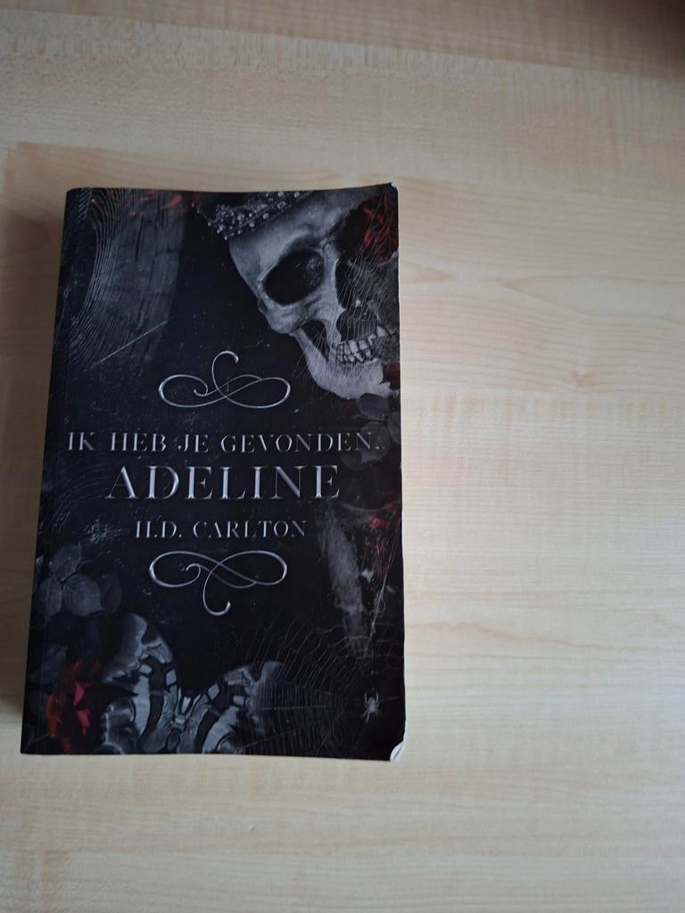 Haunting adeline, Enlèvement