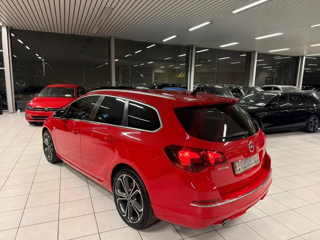 Opel Astra OPC Line Sports Tourer 2.0D 121 kW Euro 5b, Auto's, Opel, Euro 5, Leder, Bedrijf, 5 deurs