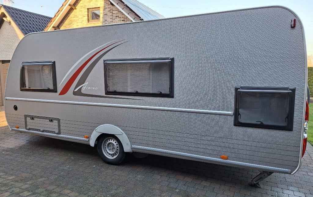 Caravan, Lengtebed, Treinzit, Particulier, Bürstner