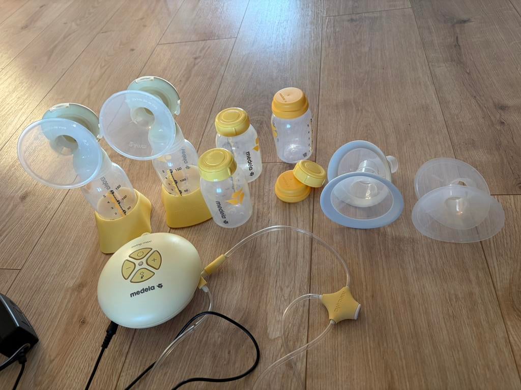 Medela swing maxi dubbele elektrische borstkolf, Kinderen en Baby's, Babyvoeding en Toebehoren, Ophalen, Zo goed als nieuw, Borstkolf