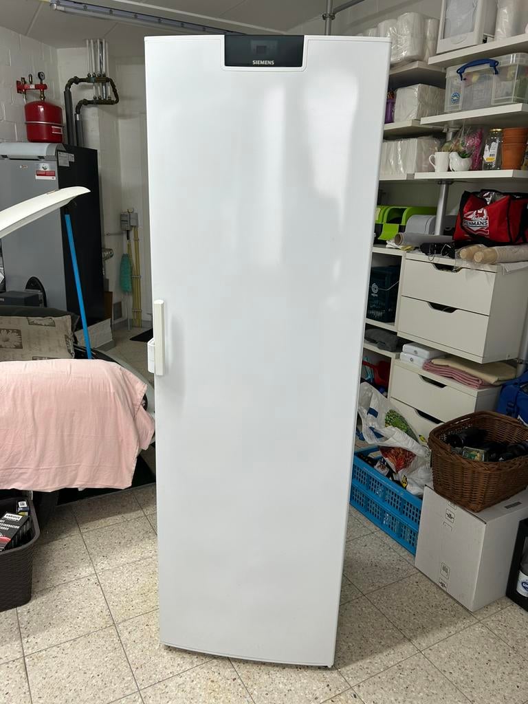 Siemens Diepvrieskast 186cm, 286ltr (Zemst), Elektronische apparatuur, Vriezers en Diepvrieskisten, Gebruikt, Minder dan 60 cm