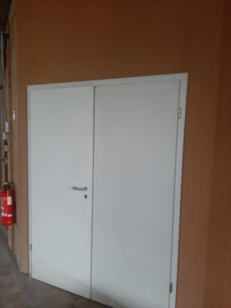 Entrepôt de stockage 100m²