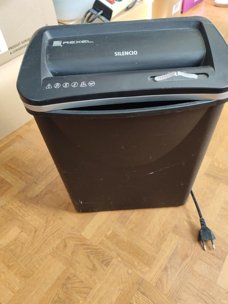 Destructeur de documents A4 Rexel, Enlèvement ou Envoi