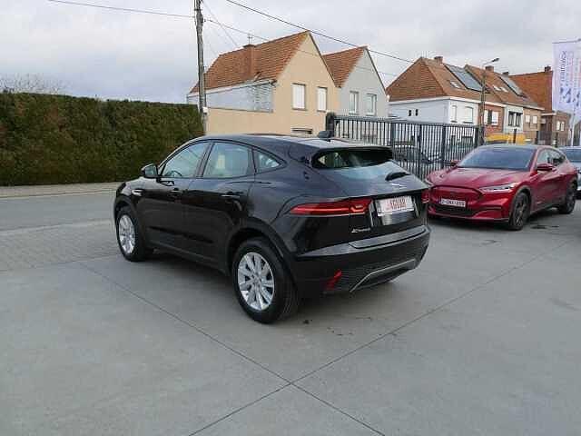 Jaguar E-Pace 2.0D 150pk Automaat AWD Leder Pano Camera '20, Auto's, Jaguar, Automaat, 158 g/km, Euro 6, Bedrijf