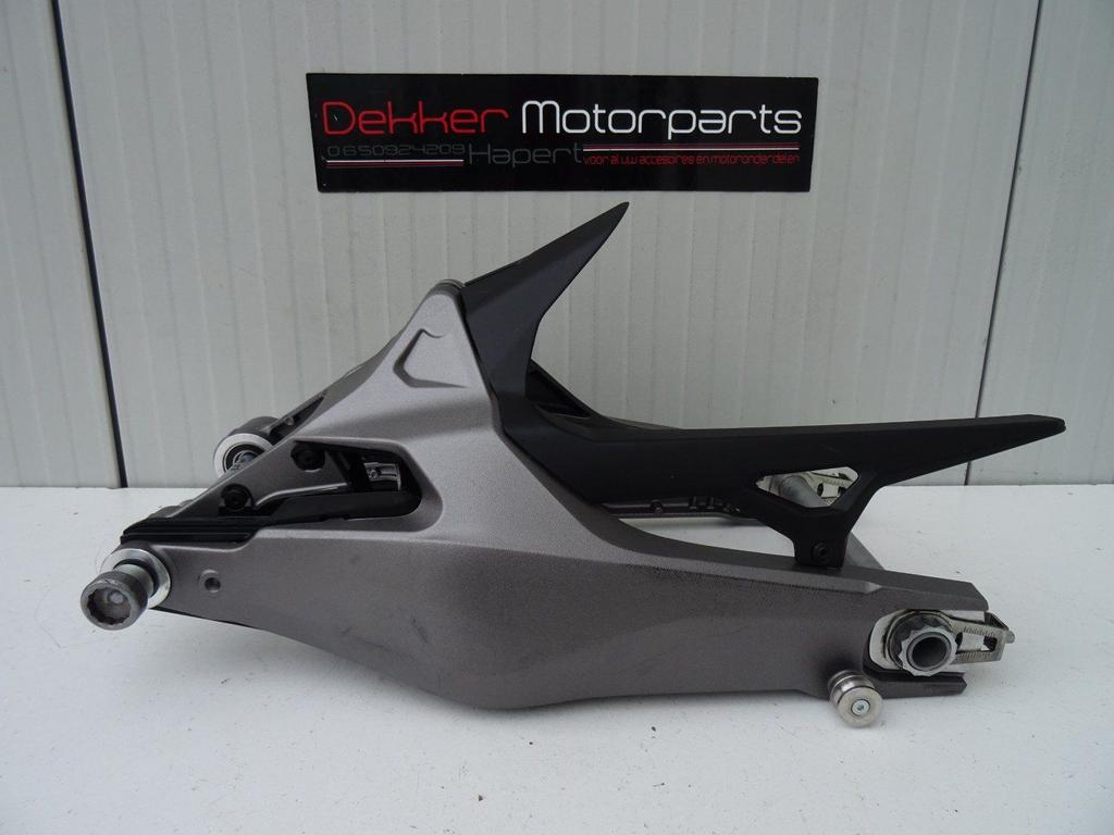 Achterbrug / Swingarm Ducati Monster 821 2018-2019-2020 >, -, Utilisé, -, -