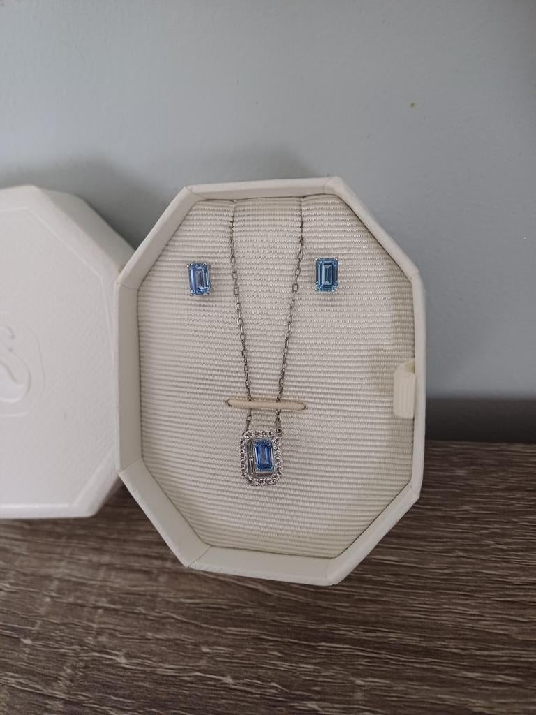 Set Swarovski, Bijoux, Sacs & Beauté, Enlèvement ou Envoi, Neuf