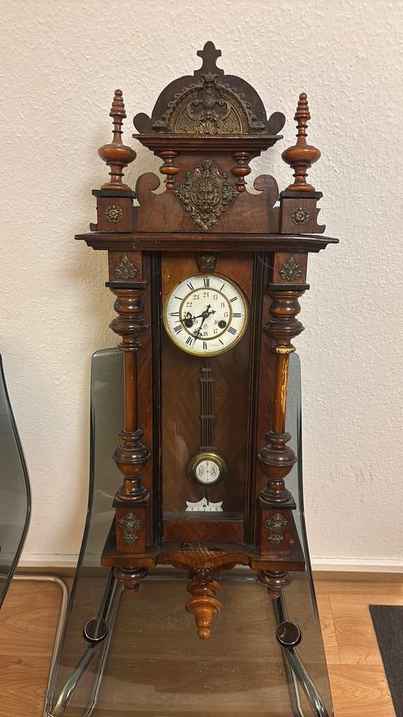 Horloge à balancier, Enlèvement