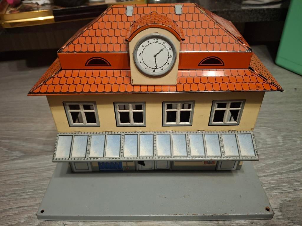 Zeer oud station u.s Germany gemaakt blik speelgoed, Ophalen of Verzenden