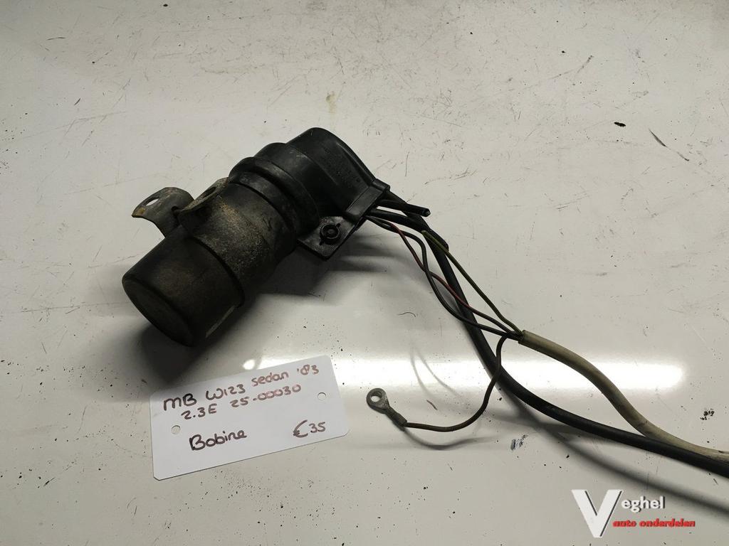 Mercedes W123 Sedan 2.3 1983 Wagennr 2500030  Bobine, Gebruikt, -, -, Ophalen of Verzenden