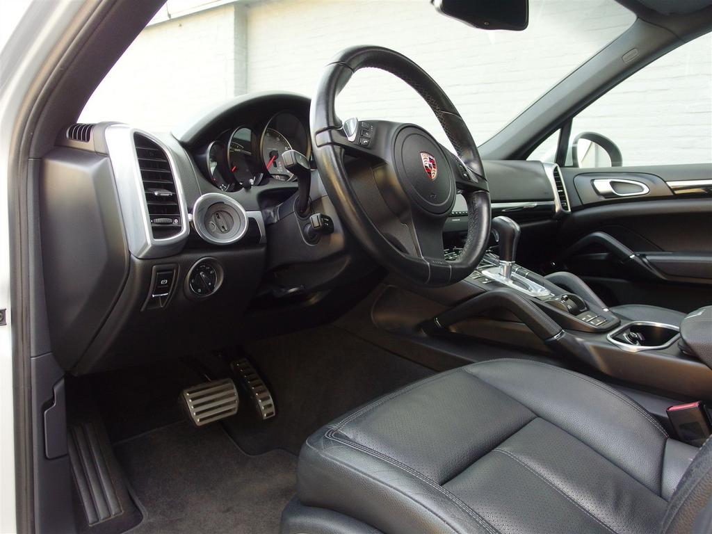 Porsche Cayenne S V8 2010 Mint Conditie (BTW AUTO), Auto's, Porsche, Automaat, Cayenne, Navigatiesysteem, Bedrijf