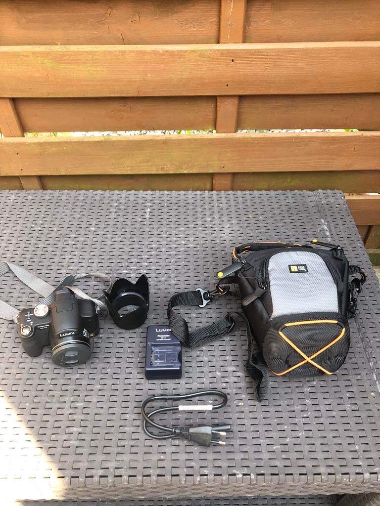 Fototoestel Panasonic Lumix in mooie opbergtas, TV, Hi-fi & Vidéo, Caméscopes numériques, Enlèvement, Comme neuf, Panasonic