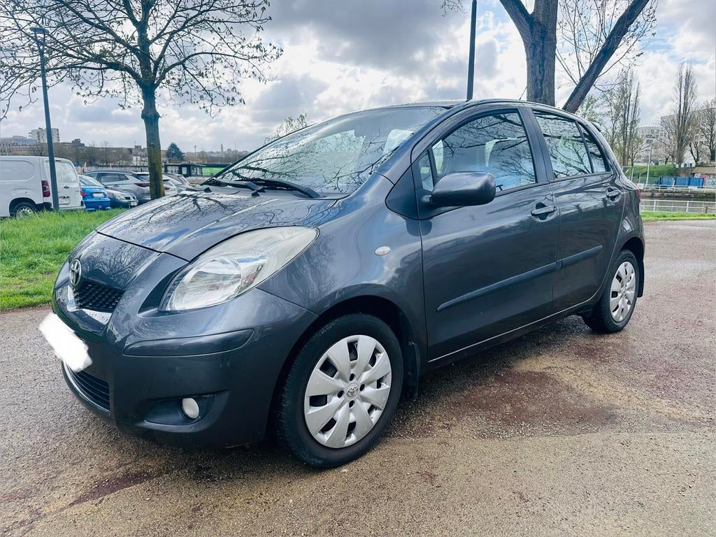 Toyota Yaris BOÎTE AUTOMATIQUE - AIRCO - 3999€, Auto's, Automaat, Particulier, Yaris, Te koop