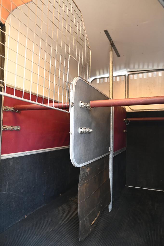 Ifor Williams a tiré, Enlèvement, Comme neuf, Aluminium, Remorque 2 chevaux