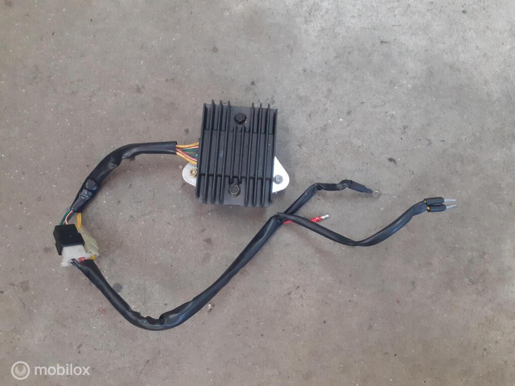 Spanningsregelaar origineel 748 916 851 888 SS Monster 2fase, Motos, Pièces | Ducati, Utilisé, Enlèvement ou Envoi