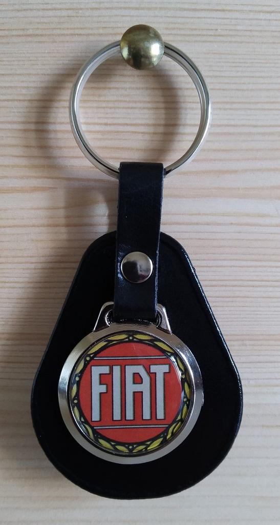 FIAT Sleutelhanger met logo . Zwart leer, Neuf, -, Fiat, -